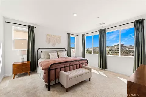 Bedroom - 32259 Hillstone St, Temecula, CA 92591 photo 1 of 4