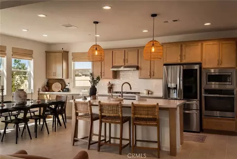 Kitchen - 32259 Hillstone St, Temecula, CA 92591 photo 1 of 6
