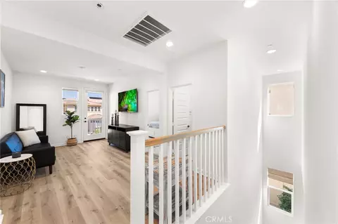 Entry Way - 32259 Hillstone St, Temecula, CA 92591 photo 1 of 3