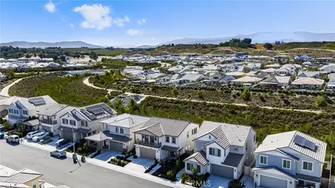 View/Area - 32259 Hillstone St, Temecula, CA 92591 photo 1 of 13