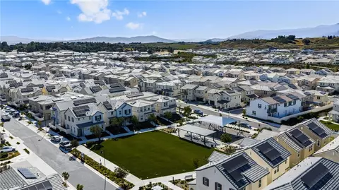 View/Area - 32259 Hillstone St, Temecula, CA 92591 photo 11 of 13
