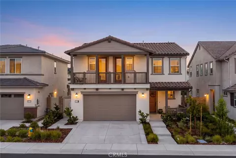 Exterior - 32259 Hillstone St, Temecula, CA 92591 photo 1 of 17