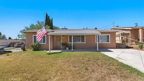 5654 Raye, Jurupa Valley, CA 92509