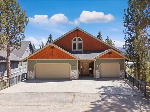 Exterior - 996 Feather Mtn, Big Bear City, CA 92314 photo 2 of 4