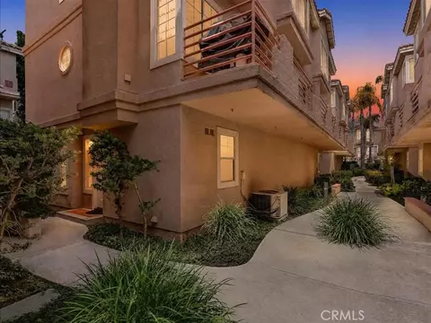 14053 Lemoli, Hawthorne, CA 90250