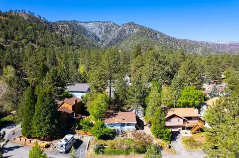 View/Area - 2285 Lausanne Dr, Wrightwood, CA 92397 photo 1 of 2