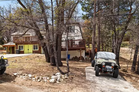 Exterior - 1323 Silverado, Big Bear City, CA 92314 photo 4 of 11