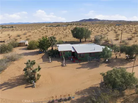 View/Area - 60153 Stearman, Landers, CA 92285 photo 1 of 2