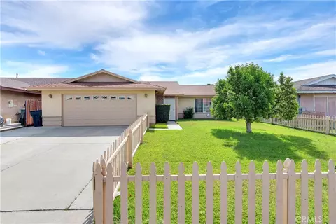 1635 Susie Ln, San Bernardino, CA 92411