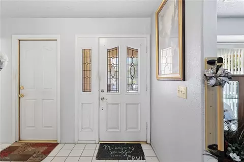 Entry Way - 8585 Hickory, Hesperia, CA 92345 photo 1 of 1