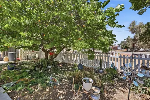 Exterior - 8585 Hickory, Hesperia, CA 92345 photo 14 of 16