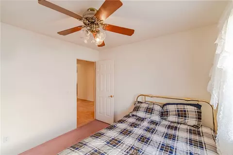 Bedroom - 14744 Crofton Ln, Helendale, CA 92342 photo 3 of 12
