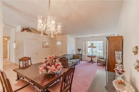 Dining - 14744 Crofton Ln, Helendale, CA 92342 photo 2 of 2