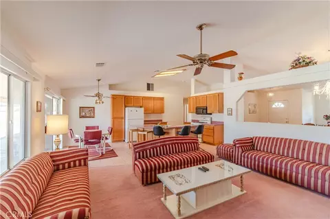 Living - 14744 Crofton Ln, Helendale, CA 92342 photo 4 of 4