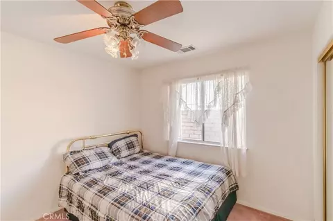 Bedroom - 14744 Crofton Ln, Helendale, CA 92342 photo 4 of 12