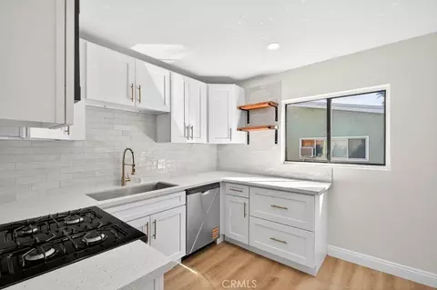 Kitchen - 925 E Appleton, Long Beach, CA 90802 photo 4 of 4