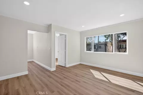 Living - 925 E Appleton, Long Beach, CA 90802 photo 5 of 5