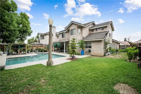 Exterior - 906 Devonshire, Bakersfield, CA 93312 photo 4 of 4