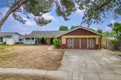 960 Sheridan St, Upland, CA 91786