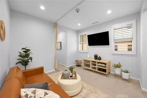 Entry Way - 188 Excursion, Irvine, CA 92618 photo 5 of 7