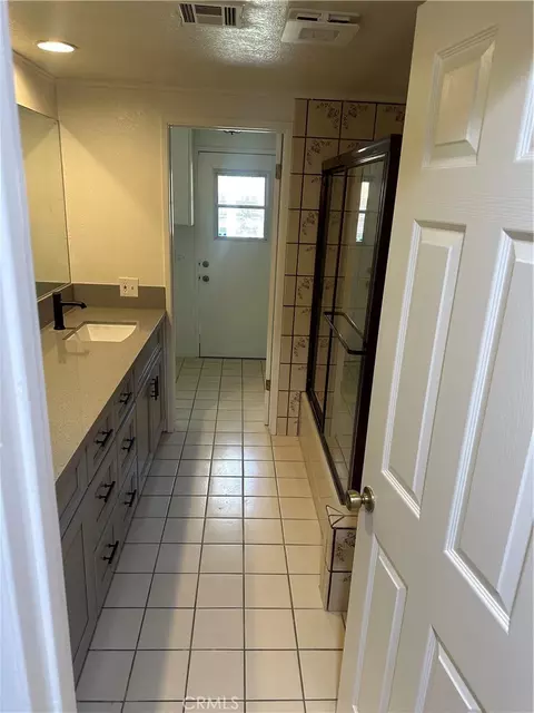 Bath - 1669 N San Antonio, Upland, CA 91784 photo 3 of 6