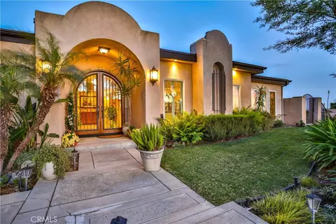 2708 N Mountain Ave, Claremont, CA 91711