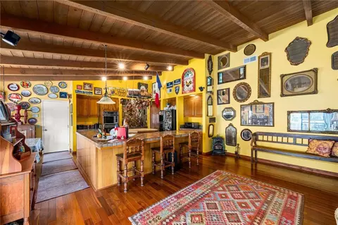 Kitchen - 2421 Cliff Rd, Upland, CA 91784 photo 2 of 5