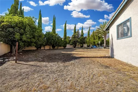 Exterior - 2421 Cliff Rd, Upland, CA 91784 photo 11 of 13