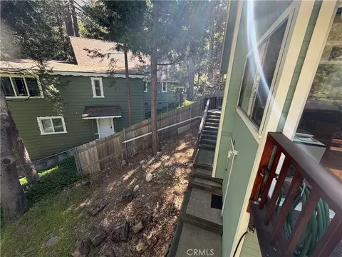 Exterior - 1076 Calanda, Crestline, CA 92325 photo 17 of 36