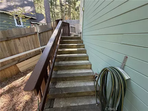 Exterior - 1076 Calanda, Crestline, CA 92325 photo 32 of 36