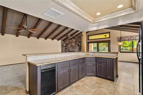 Kitchen - 5297 Amethyst, Rancho Cucamonga, CA 91737 photo 2 of 4