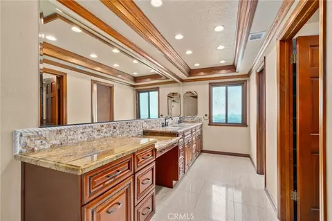 Bath - 5297 Amethyst, Rancho Cucamonga, CA 91737 photo 1 of 7