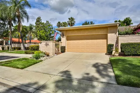 1053 Saint Andrews Dr, Upland, CA 91784