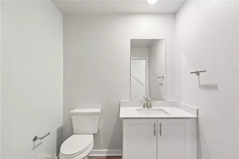 Bath - 4007 Valley Oak Ln #C, El Monte, CA 91733 photo 2 of 2