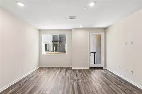Living - 4007 Valley Oak Ln #C, El Monte, CA 91733 photo 2 of 7