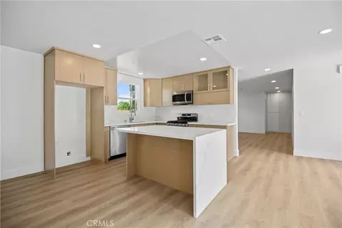 Kitchen - 9917 Stanwin Ave, Arleta, CA 91331 photo 1 of 2
