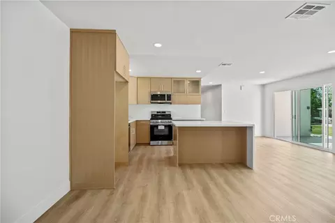 Entry Way - 9917 Stanwin Ave, Arleta, CA 91331 photo 1 of 1