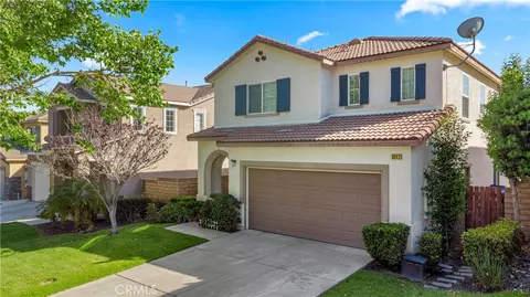 3863 Quartzite Ln, San Bernardino, CA 92407