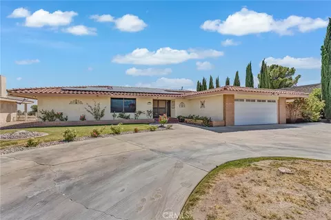 Exterior - 27387 Lakeview Dr, Helendale, CA 92342 photo 4 of 11