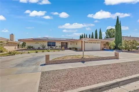 27387 Lakeview Dr, Helendale, CA 92342