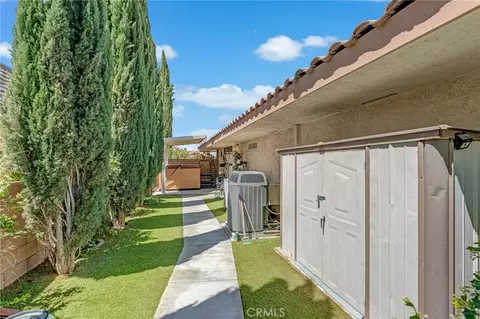 Exterior - 27387 Lakeview Dr, Helendale, CA 92342 photo 8 of 11