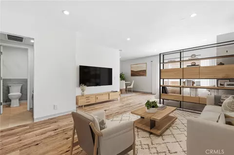 1735 N Fuller Ave #330, Los Angeles, CA 90046
