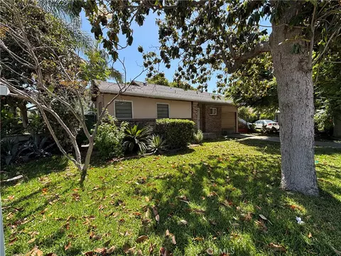884 Lewis, Pomona, CA 91768