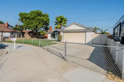 9825 Chantry Ave, Fontana, CA 92335
