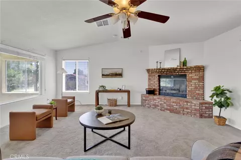 Living - 14740 Blue Grass Dr, Helendale, CA 92342 photo 9 of 13