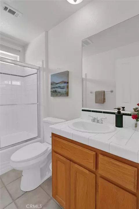 Bath - 14740 Blue Grass Dr, Helendale, CA 92342 photo 2 of 6