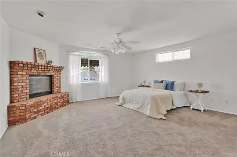 Bedroom - 14740 Blue Grass Dr, Helendale, CA 92342 photo 5 of 6