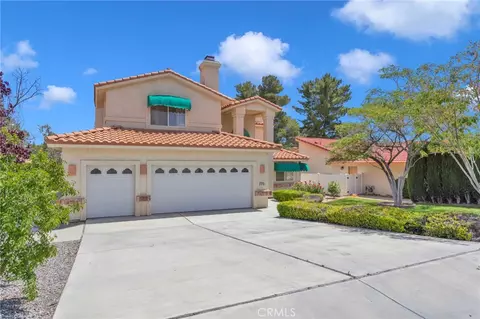 Exterior - 14740 Blue Grass Dr, Helendale, CA 92342 photo 3 of 12