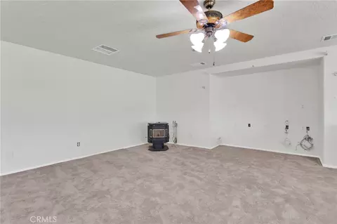 Living - 14740 Blue Grass Dr, Helendale, CA 92342 photo 7 of 13