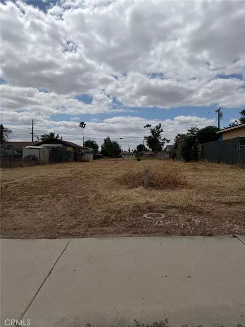 257 W 1st, Perris, CA 92570